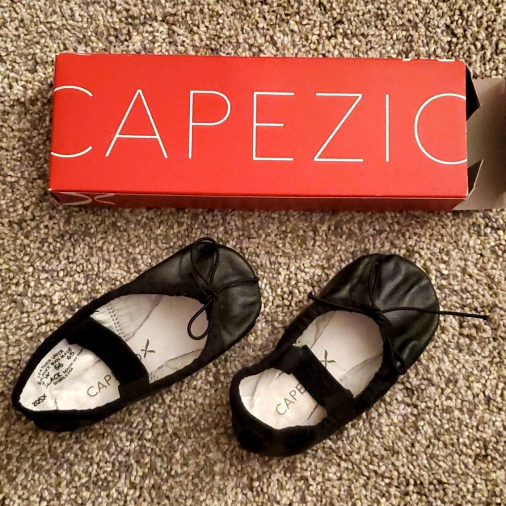 Black Ballet Slippers - size 7